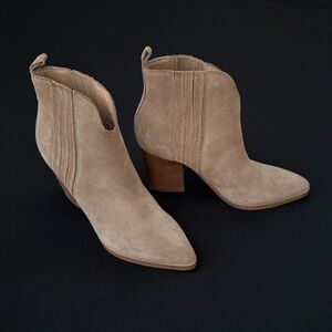 Marc Fisher Beige Sued Booties Size 5M